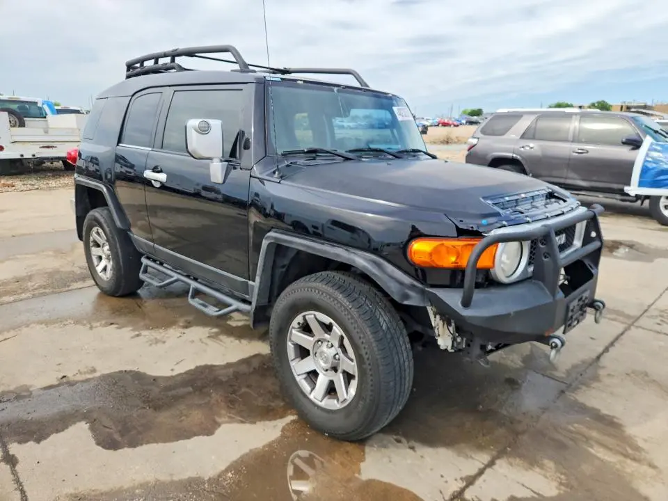2014 TOYOTA FJ CRUISER BASE  
