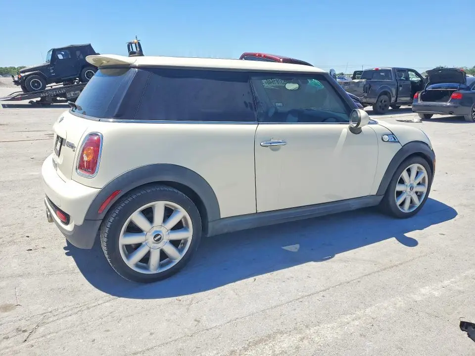 2010 MINI COOPER S  