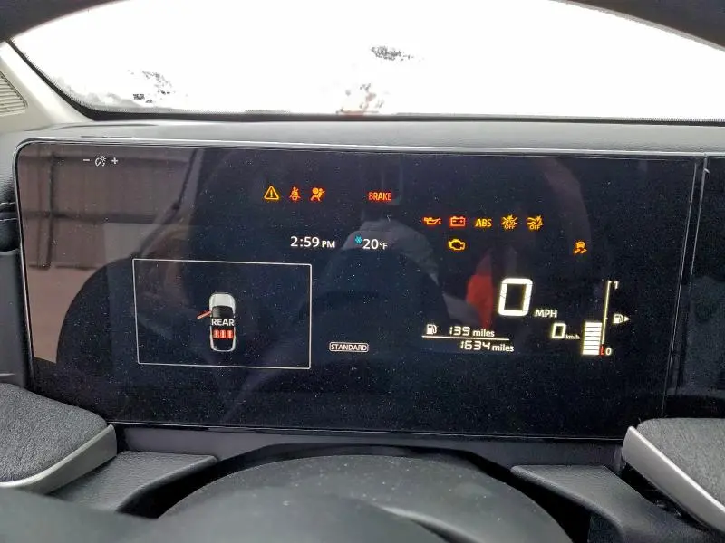 2025 NISSAN KICKS SV  