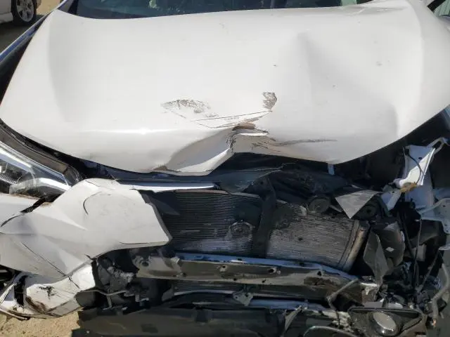 2018 TOYOTA RAV4 SE