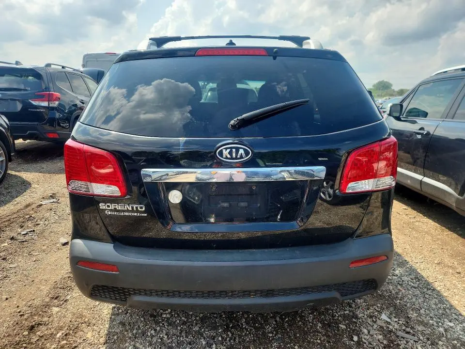 2012 KIA SORENTO LX  