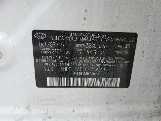 2016 HYUNDAI ELANTRA SE  