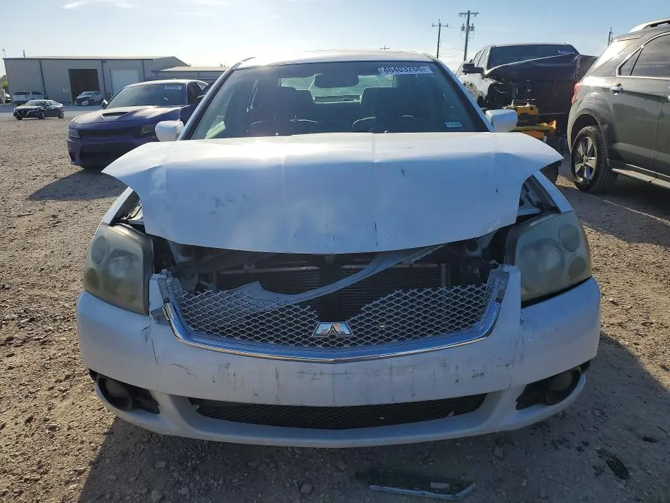 2012 MITSUBISHI GALANT ES  