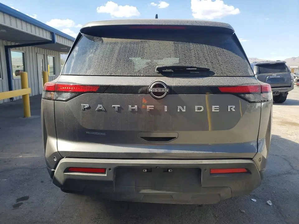 2024 NISSAN PATHFINDER S  