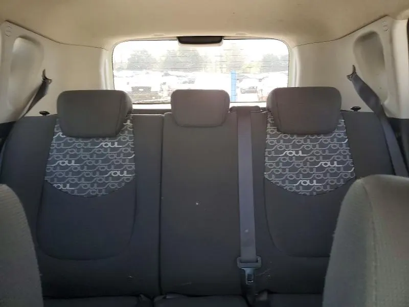2010 KIA SOUL +  