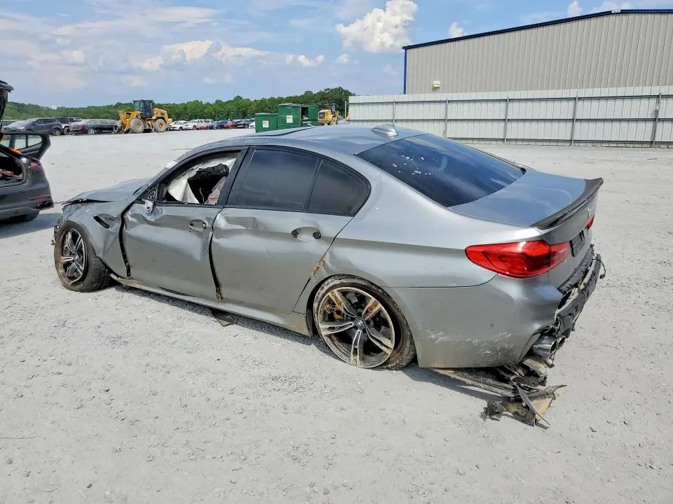 2018 BMW M5   