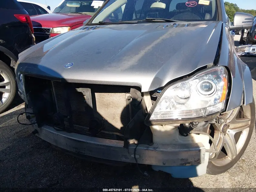 2012 MERCEDES-BENZ GL 550 4MATIC