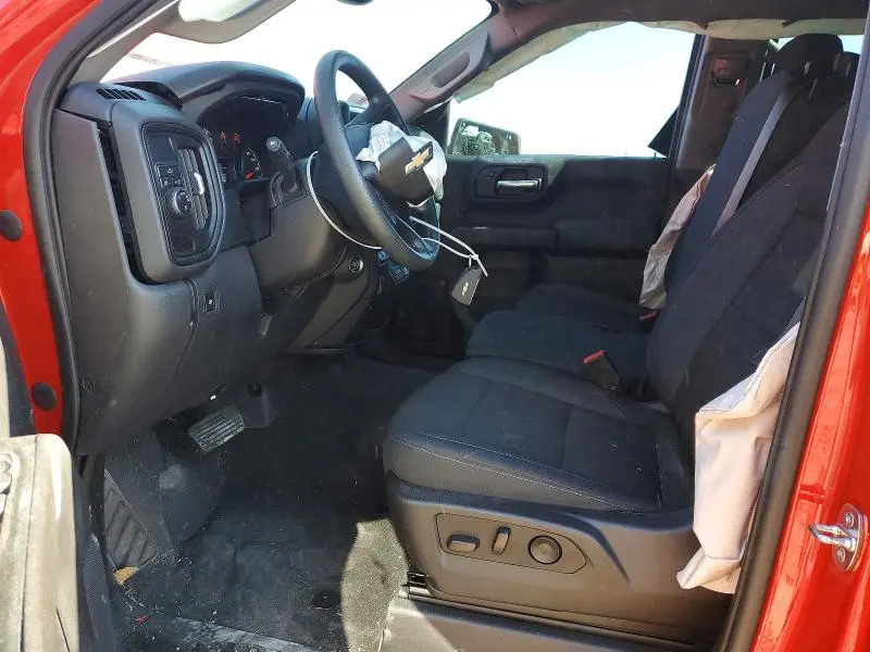 2024 CHEVROLET SILVERADO C1500 CUSTOM  