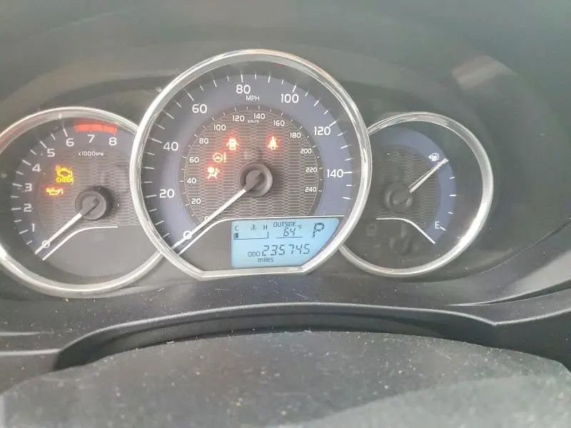 2015 TOYOTA COROLLA LE  