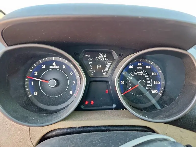 2013 HYUNDAI ELANTRA GLS  