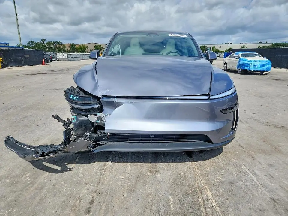 2026 TESLA MODEL Y   