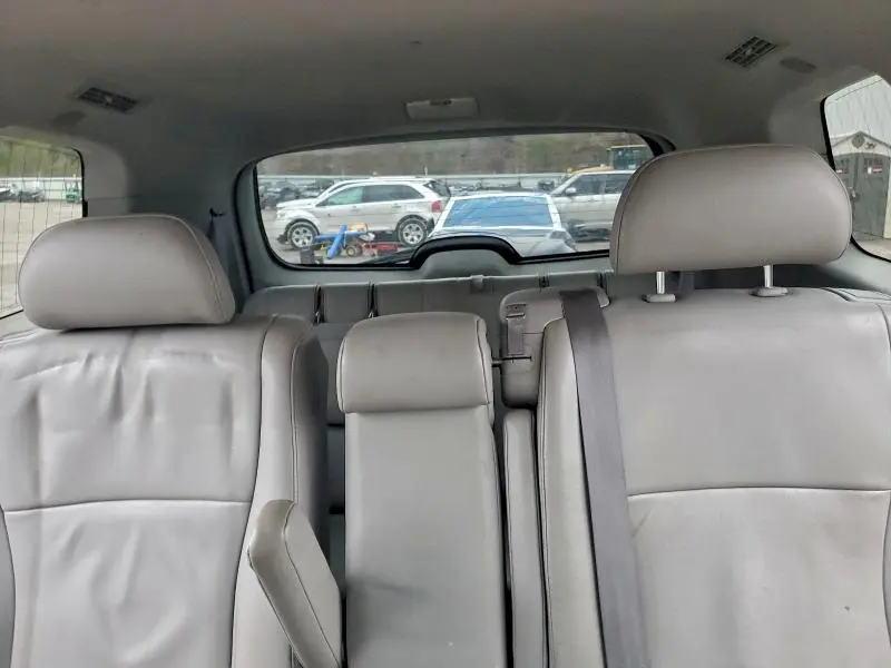 2010 TOYOTA HIGHLANDER LIMITED  