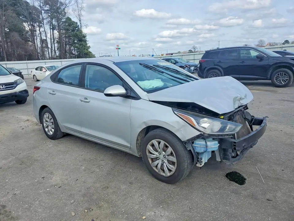 2018 HYUNDAI ACCENT SE  