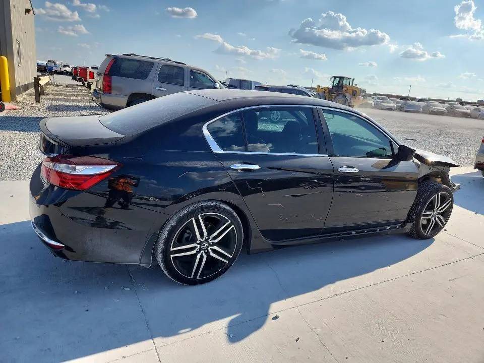 2017 HONDA ACCORD SPORT  