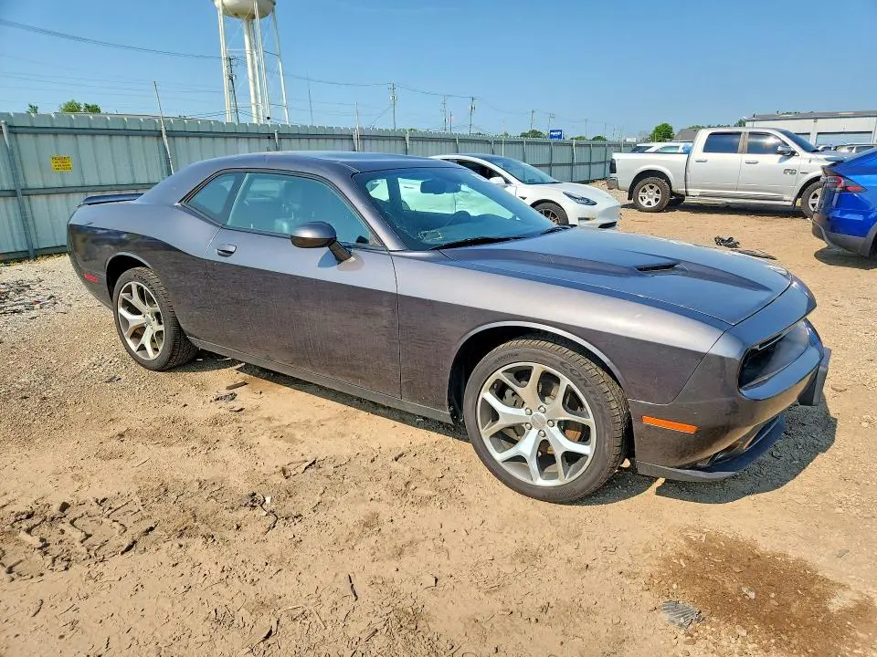 2015 DODGE CHALLENGER SXT PLUS  