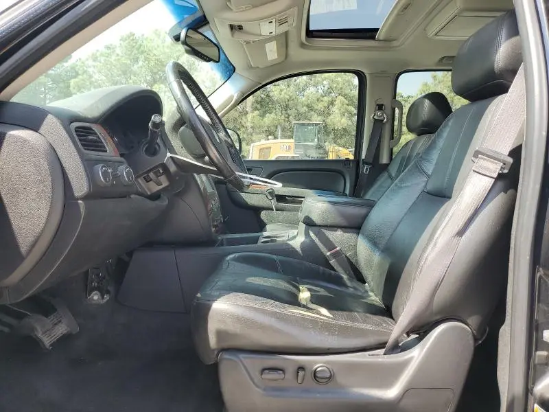 2013 CHEVROLET SUBURBAN K1500 LT  
