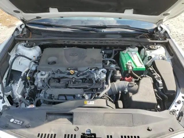 2023 TOYOTA CAMRY XLE  