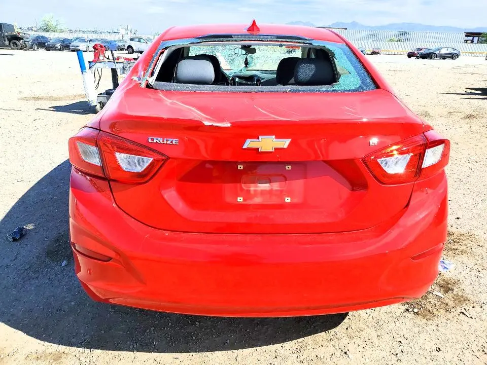 2018 CHEVROLET CRUZE LT  