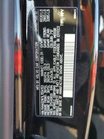 2020 VOLVO XC90 T6 MOMENTUM  