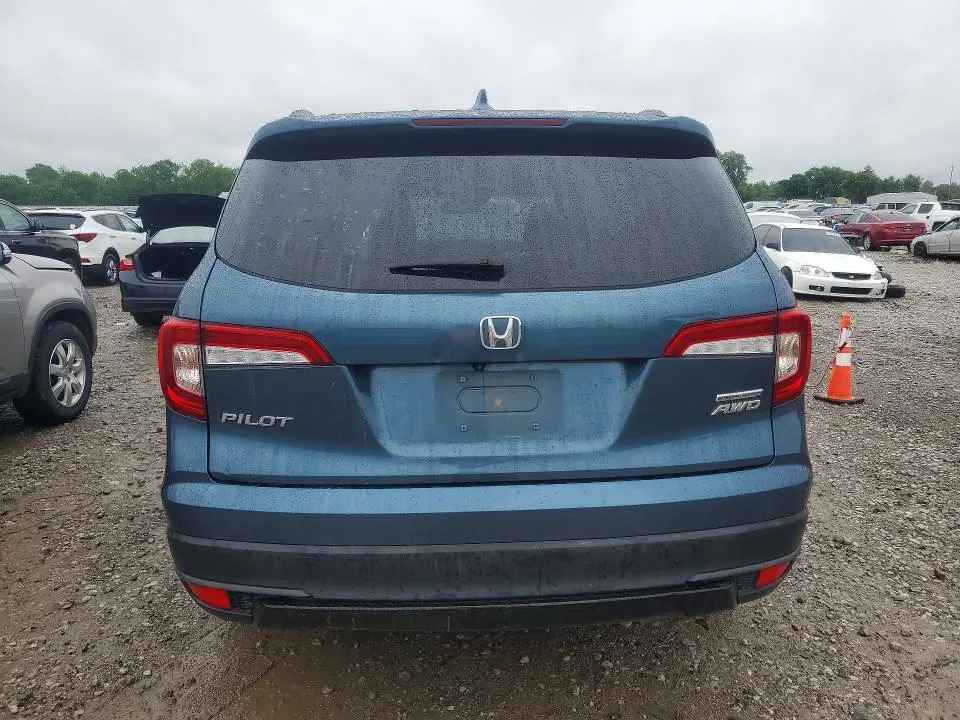 2021 HONDA PILOT SE  