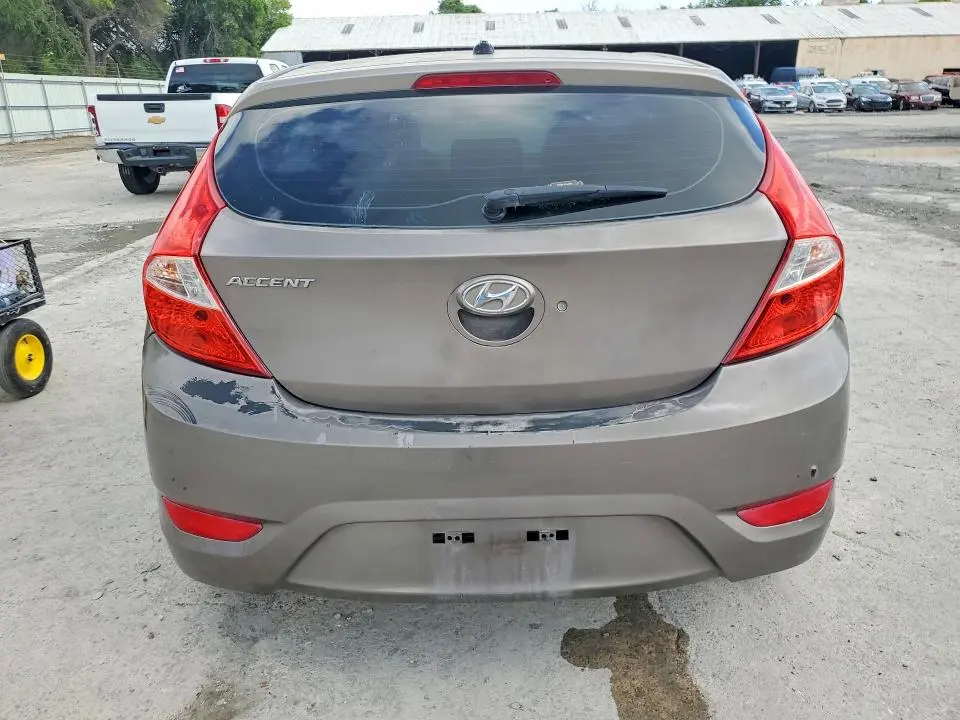 2013 HYUNDAI ACCENT GS  