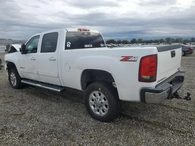2011 GMC SIERRA C2500 SLT  