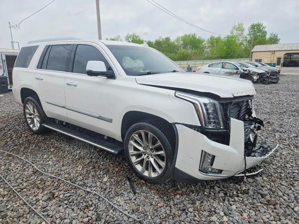2017 CADILLAC ESCALADE PREMIUM LUXURY  
