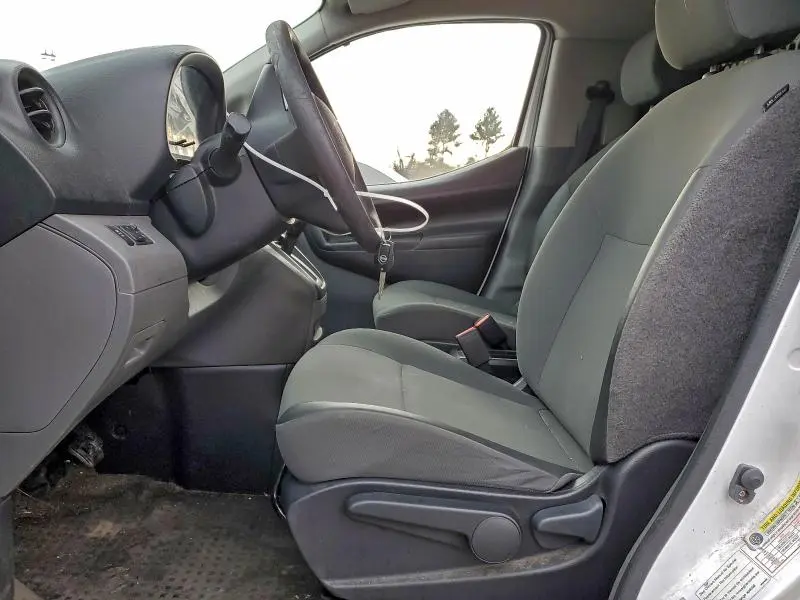 2017 NISSAN NV200 2.5S  