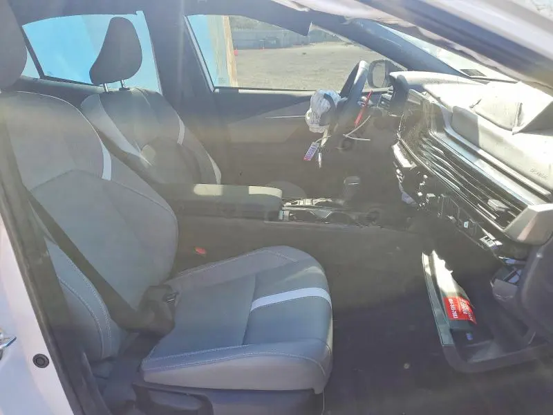 2025 TOYOTA CAMRY   