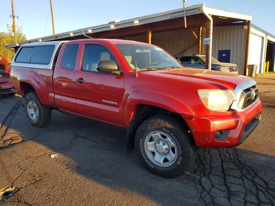 2015 TOYOTA TACOMA BASE  