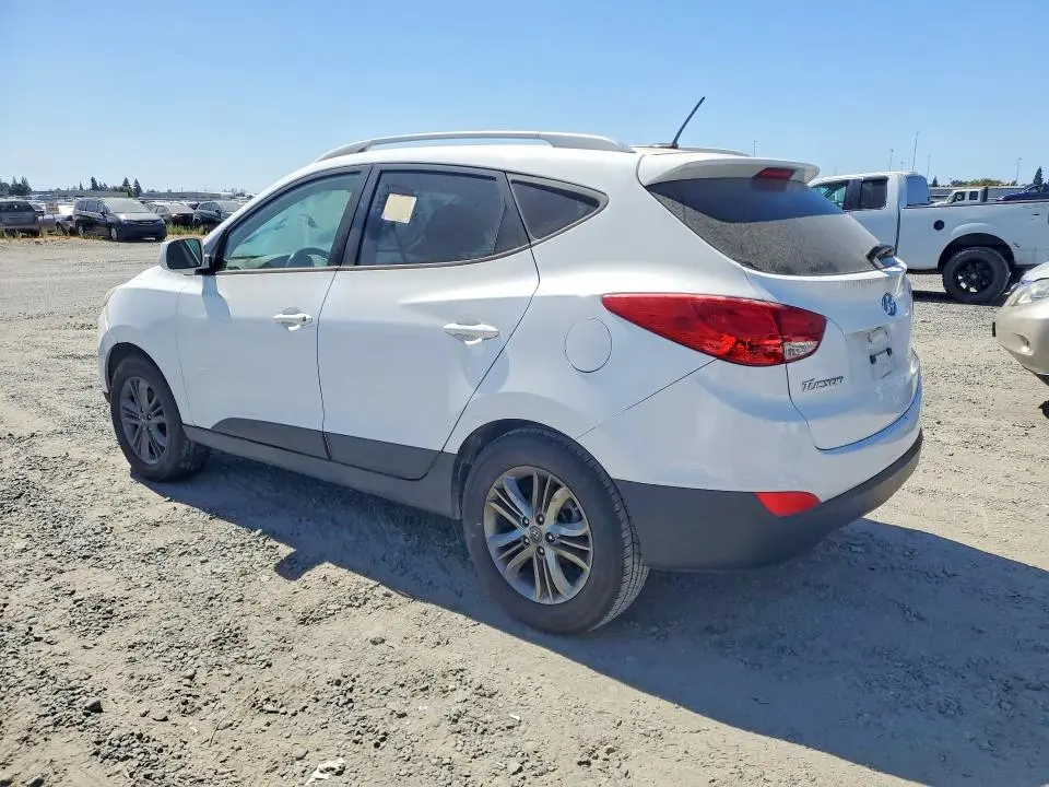 2015 HYUNDAI TUCSON SE  