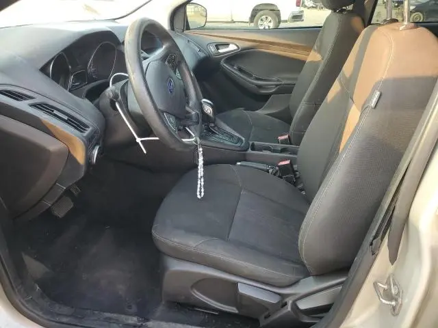 2016 FORD FOCUS SE  