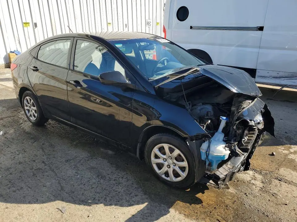 2012 HYUNDAI ACCENT GLS  