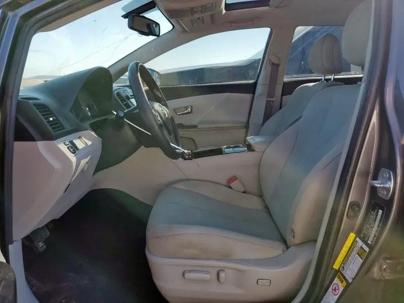 2014 TOYOTA VENZA LE  