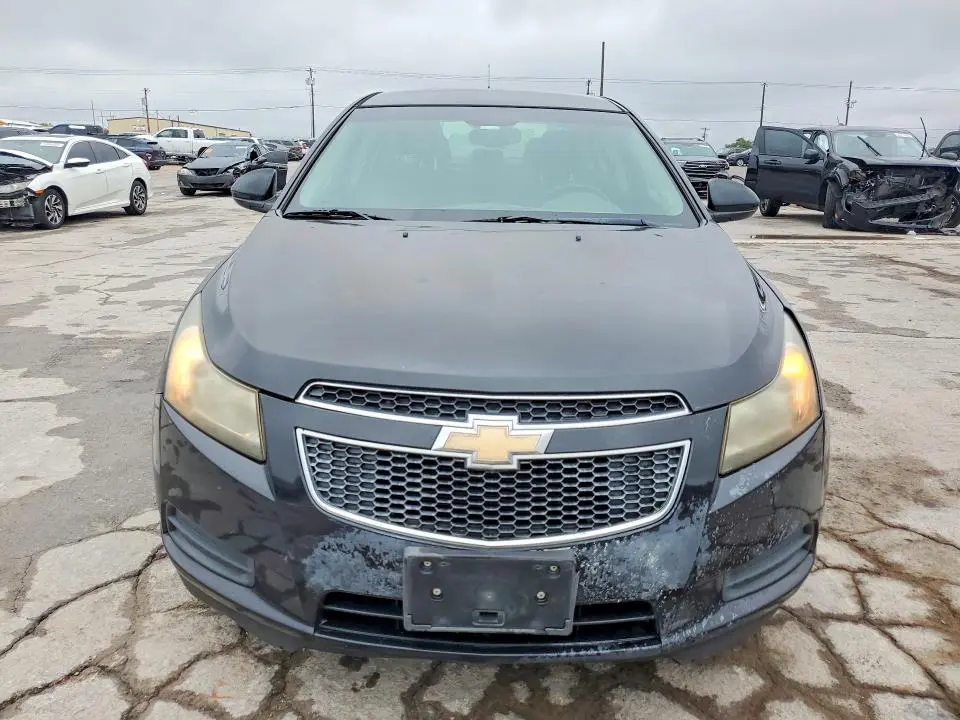 2011 CHEVROLET CRUZE LT  