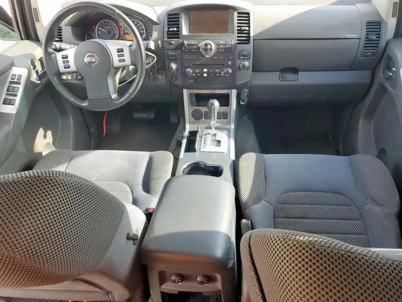 2011 NISSAN PATHFINDER S  