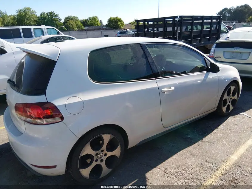 2011 VOLKSWAGEN GTI 2-DOOR