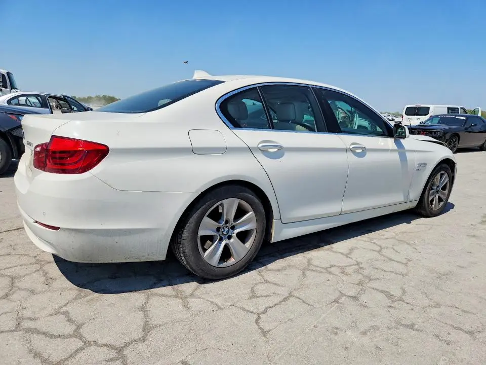 2012 BMW 528 XI  