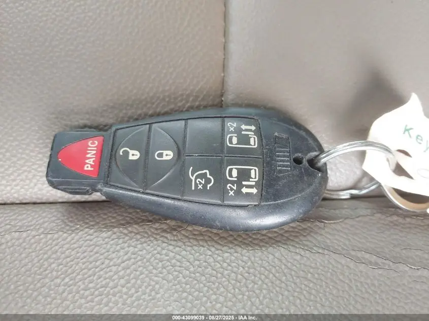 2016 CHRYSLER TOWN & COUNTRY TOURING