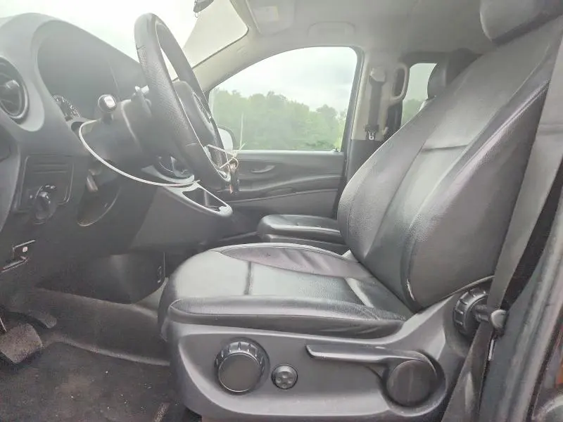 2018 MERCEDES-BENZ METRIS   