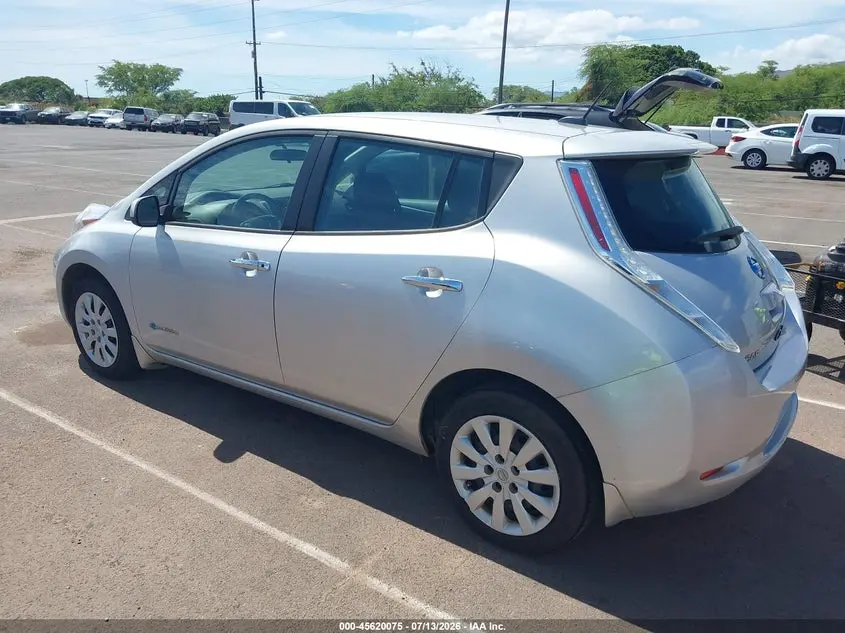2015 NISSAN LEAF S
