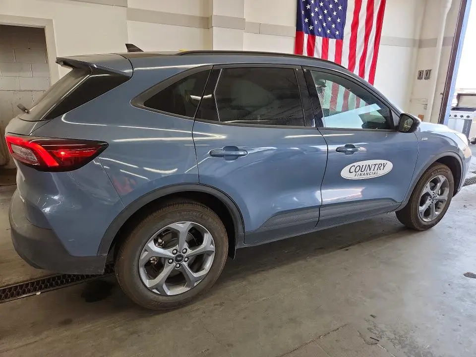 2025 FORD ESCAPE ST LINE  