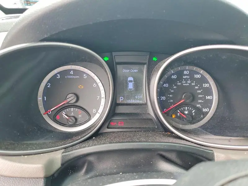 2016 HYUNDAI SANTA FE SE  