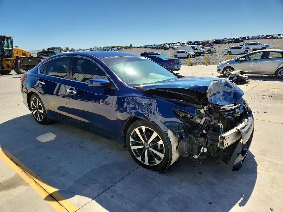 2017 NISSAN ALTIMA 2.5 SR  
