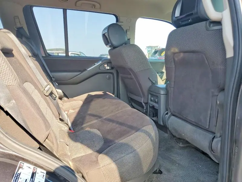 2010 NISSAN PATHFINDER S FE+  