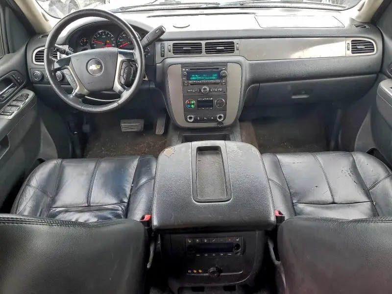 2011 CHEVROLET SUBURBAN K1500 LT  