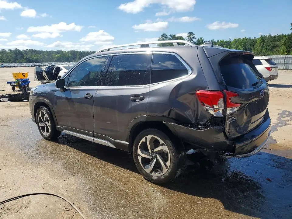 2022 SUBARU FORESTER TOURING  