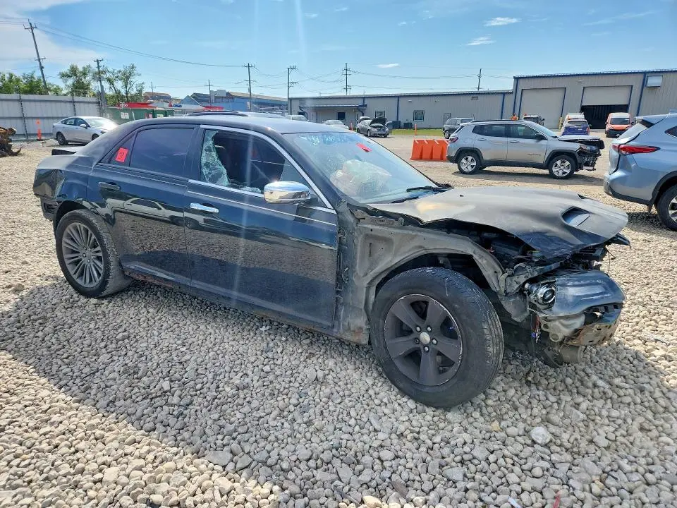 2012 CHRYSLER 300C   