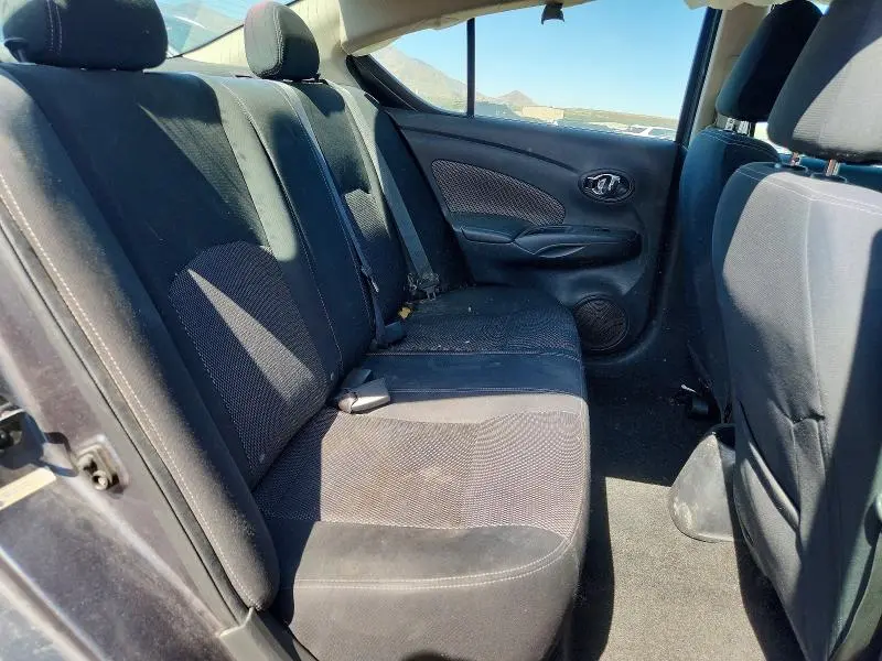 2019 NISSAN VERSA SV  