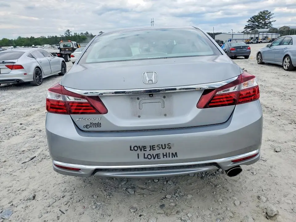 2017 HONDA ACCORD LX  